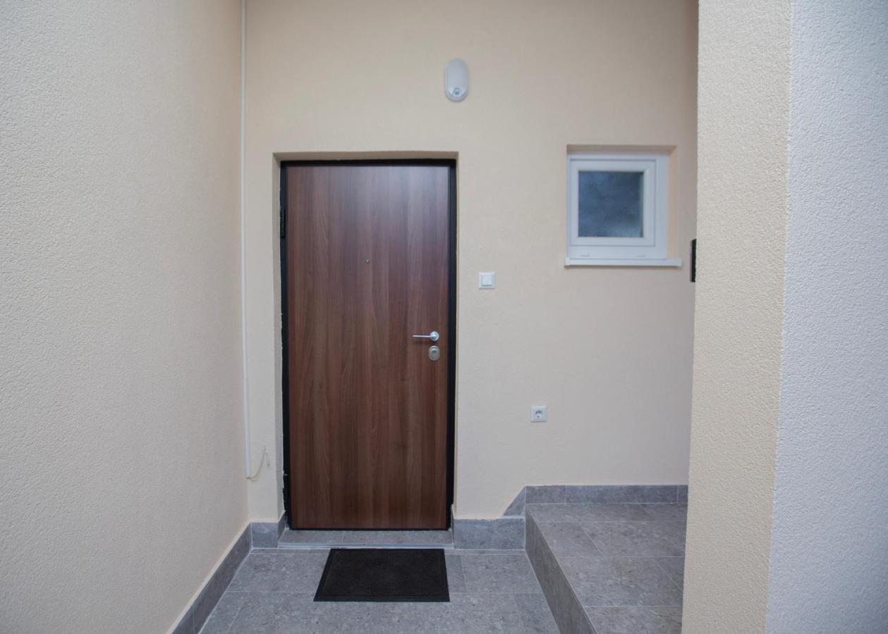 Apartment Narona Мостар Екстериор снимка